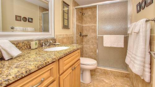 Holiday Villas III By Teeming Vacation Rentals