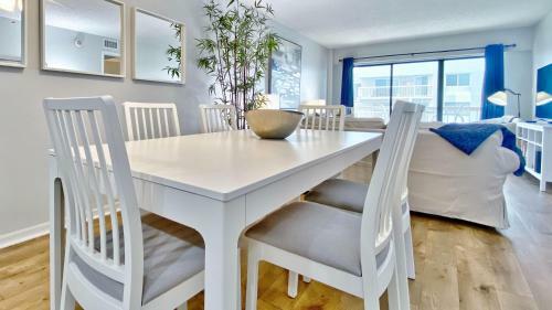 Water View By Teeming Vacation Rentals