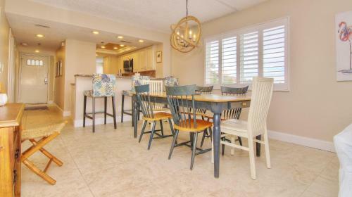 Water View By Teeming Vacation Rentals