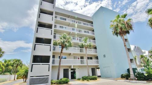 Water View By Teeming Vacation Rentals