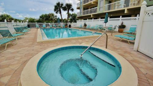 Water View By Teeming Vacation Rentals