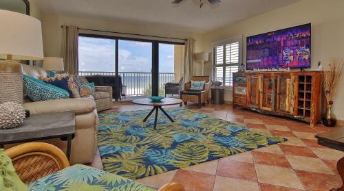The Pointe 104 By Teeming Vacation Rentals