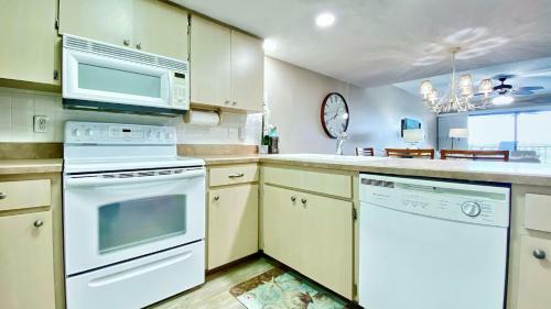 Sea Club By Teeming Vacation Rentals