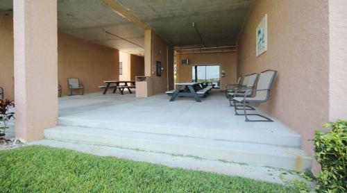 Sea Club By Teeming Vacation Rentals