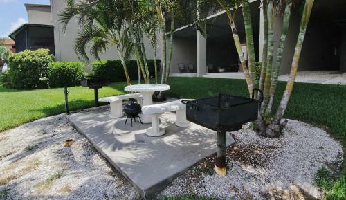 Sea Club By Teeming Vacation Rentals