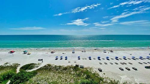 Sand Castle II By Teeming Vacatin Rentals