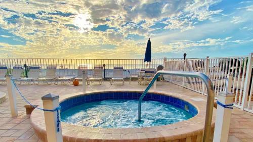 Sand Castle II By Teeming Vacatin Rentals