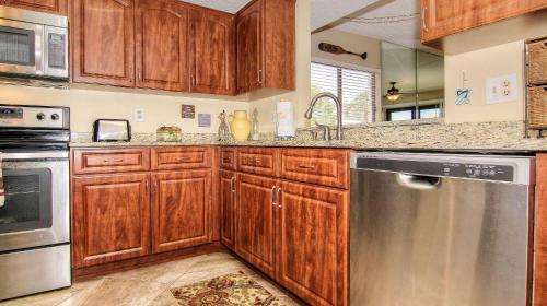 Sand Castle North 201 By Teeming Vacation Rentals