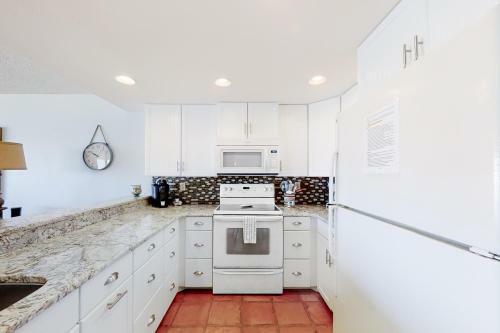 Pier House 502