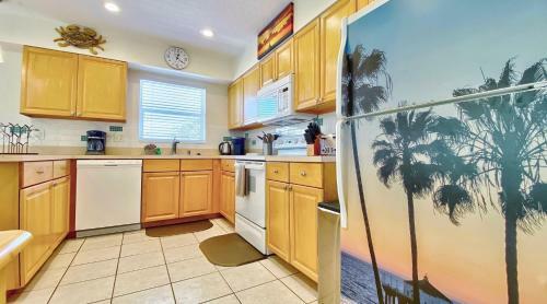 Beachside Villas 204b By Teeming Vacation Rentals