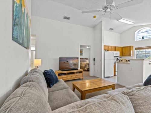 Splendid 3 Bedroom Home With Private Pool 2896kl Villa