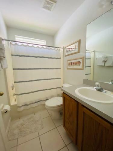 Southern Comfort Right At Home! South Facing Pool! Villa