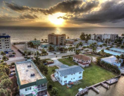 Apartamento 3 Beach Access, Close To Time's Square, On Water
