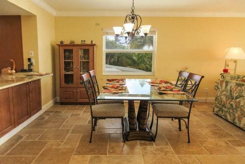 Eden House 206 By Kathy Nesbit Vacations
