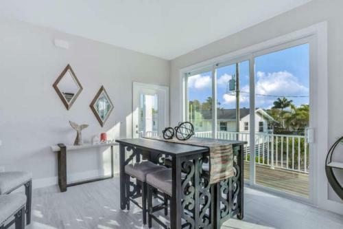 Twin Palaces On Palmetto By Coastal Vacation Properties