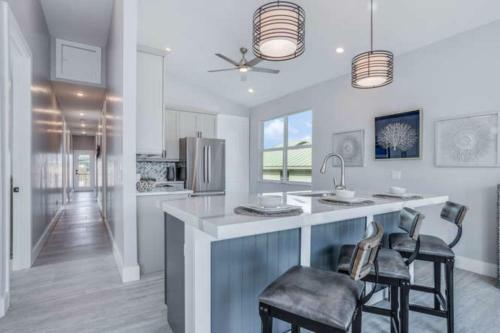 Twin Palaces On Palmetto By Coastal Vacation Properties