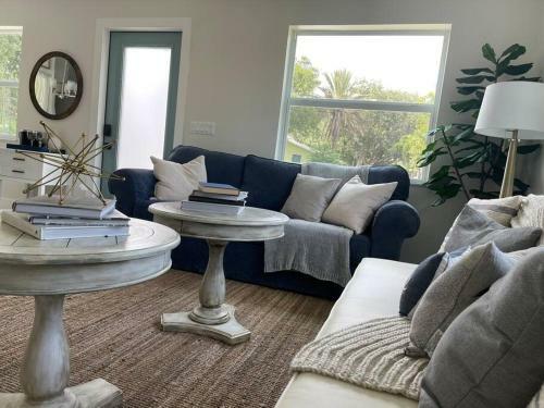 Luxe Jupiter Heated Pool Home-beaches, Roger Dean