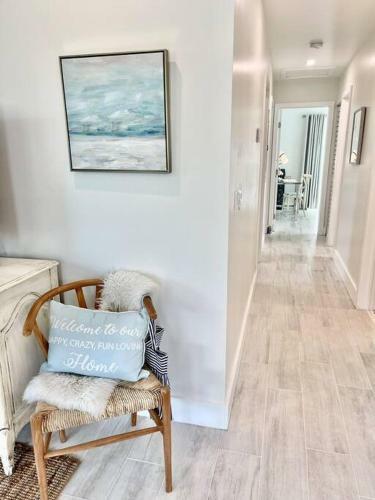 Luxe Jupiter Heated Pool Home-beaches, Roger Dean