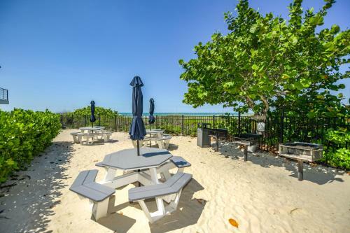 Hotel Anna Maria Beach Resort