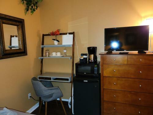 Private 1 Bedroom And 1 Bathroom