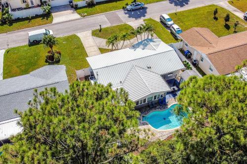 Beachy Bungalow