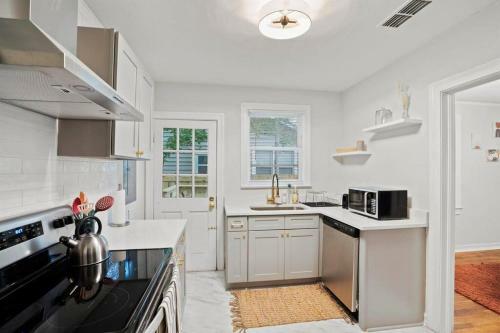 Charming San Marco Bungalow, Close To Everything