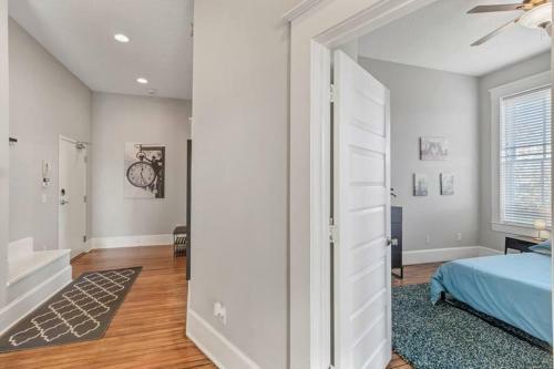 Apartamento Bright & Spacious Apt - Very Pet Friendly!