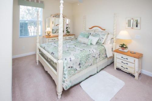 Joanne's West Haven Villa Home