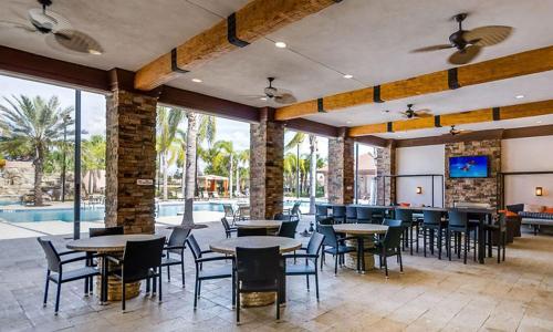 Villa 5 Bed Home At Solterra Resort 5381