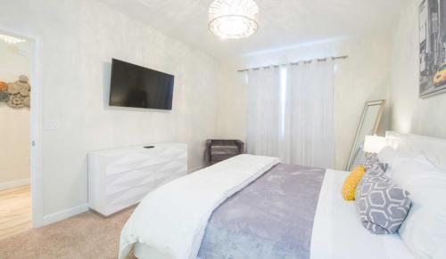 Champions Gate Grand Escape - Six Bedroom Home