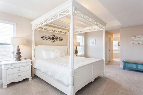 4163 Oaktree Drive Home
