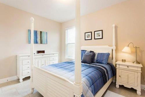 4163 Oaktree Drive Home