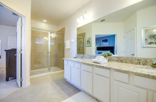 Terrace Ridge Offer Free Pool Cabanas