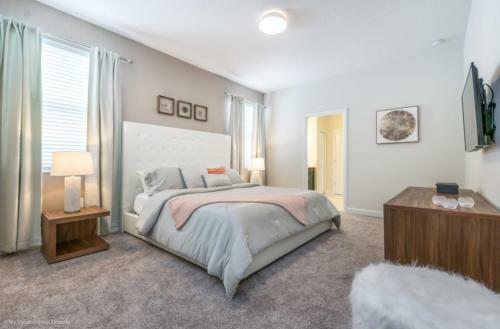 Champion Gates 8bed Cinema Room