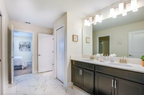 Champion Gates 8bed Cinema Room