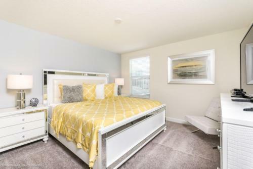 Multiple Rooms With Free Access To Water Park Resort