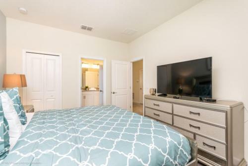 Multiple Rooms With Free Access To Water Park Resort
