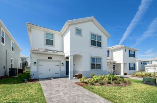 Extravaganza Elegant 8 Bed In Champion Gate