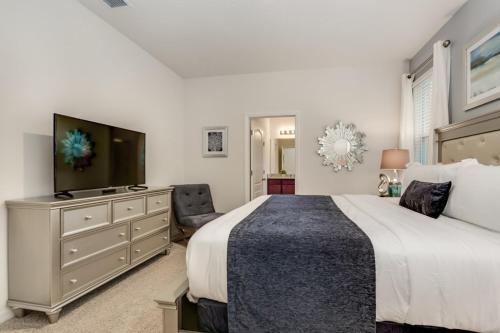 South Facing Pool Spa, Game Room Home Is Loaded! Villa