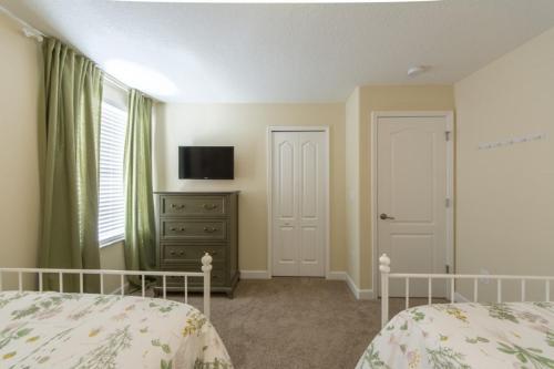 Champions Gate Home With Large Pool Spa! Home
