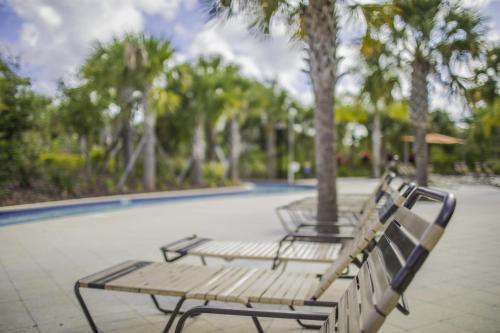 6 Br Solterra Resort, Lazy River And Private South Facing Pool!