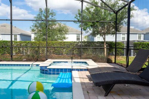 Superior Home With Private Pool, Spa, Grill And More! 9027