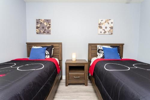 Superior Home With Private Pool, Spa, Grill And More! 9027