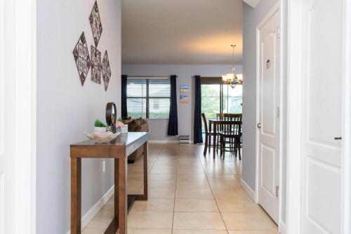 Superior Home With Private Pool, Spa, Grill And More! 9027