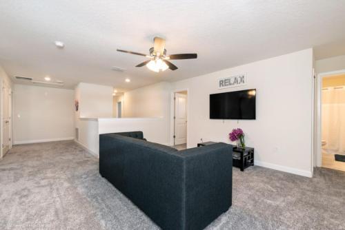 Gated Golf Comm - 9 Beds With Private Pool & Spa Villa