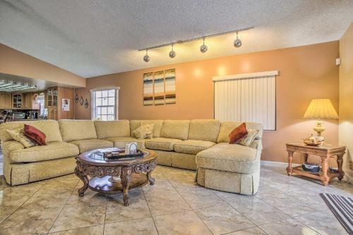 Lovely Home With Patio 3 Mi To Hollywood Beach