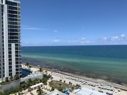 Oceanview 2 Bedroom Apt - Hyde Resort Hollywood