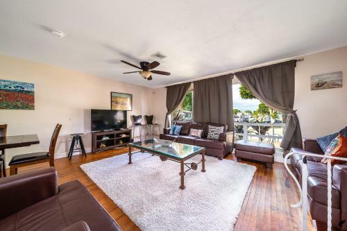 Villa Pool Home