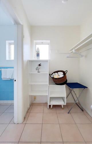 Tropic Isle Hotel & Apartment