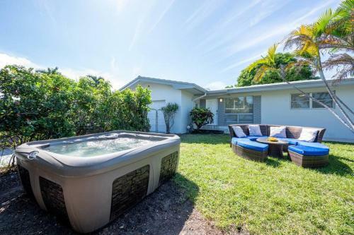 Supervilla - 3br 2ba - Jacuzzi - Brand New House!